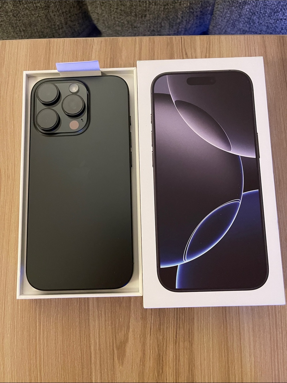 iPhone 16 Pro 128GB (Unlocked) - Black Titanium - Like New